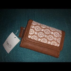 Rue 21 brown wallet